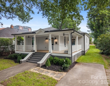 321 E Worthington Avenue - Photo Thumbnail 2