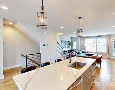 2115 Isom Street - Photo Thumbnail 16
