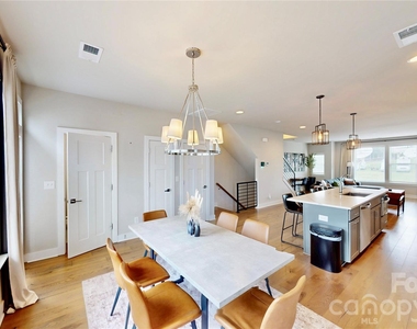 2115 Isom Street - Photo Thumbnail 10