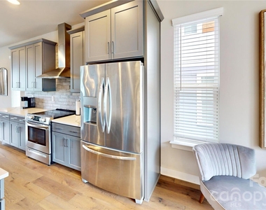 2115 Isom Street - Photo Thumbnail 13
