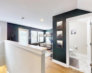 2115 Isom Street - Photo Thumbnail 33