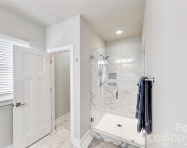 2115 Isom Street - Photo Thumbnail 28