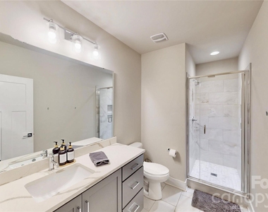 2115 Isom Street - Photo Thumbnail 4