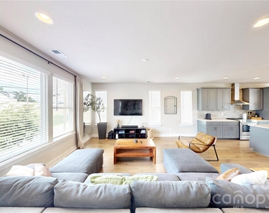 2115 Isom Street - Photo Thumbnail 23