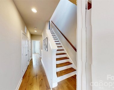 2115 Isom Street - Photo Thumbnail 32