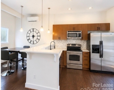 617 Mcninch Street - Photo Thumbnail 6