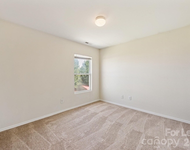8605 Redding Glen Avenue - Photo Thumbnail 23