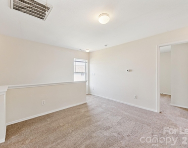 8605 Redding Glen Avenue - Photo Thumbnail 14