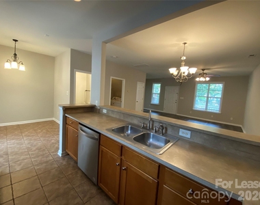 10310 Mcgoogan Lane - Photo Thumbnail 23