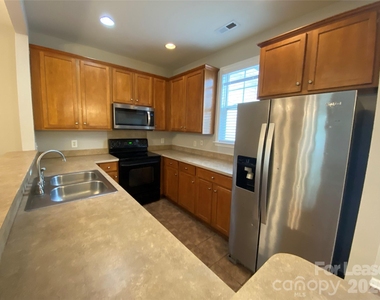 10310 Mcgoogan Lane - Photo Thumbnail 1
