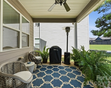 20264 Harroway Drive - Photo Thumbnail 34