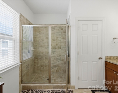 20264 Harroway Drive - Photo Thumbnail 27