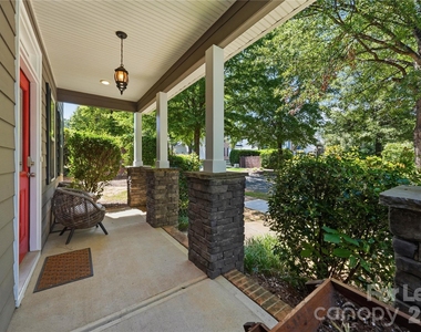 20264 Harroway Drive - Photo Thumbnail 3