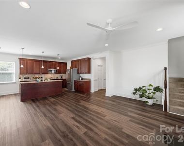 20264 Harroway Drive - Photo Thumbnail 17