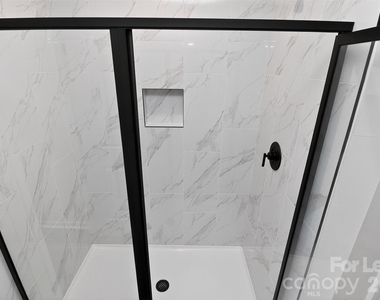 333 N Hoskins Road - Photo Thumbnail 25