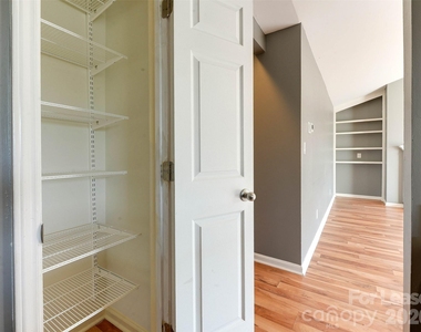 766 Marsh Road - Photo Thumbnail 28