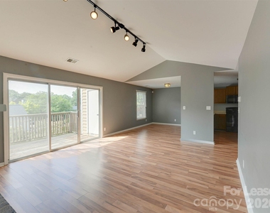 766 Marsh Road - Photo Thumbnail 11