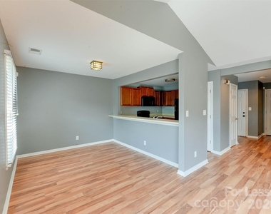 766 Marsh Road - Photo Thumbnail 14