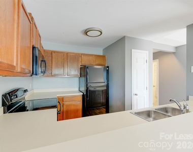 766 Marsh Road - Photo Thumbnail 25