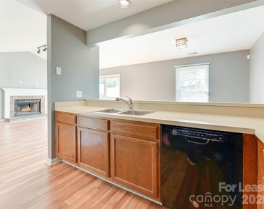 766 Marsh Road - Photo Thumbnail 19