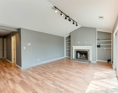 766 Marsh Road - Photo Thumbnail 10