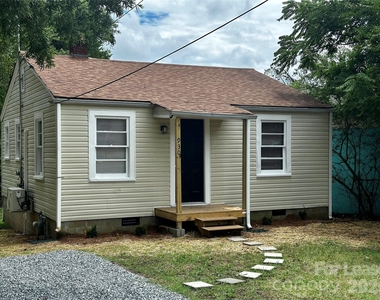 930 Dixie Street - Photo Thumbnail 1