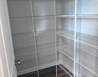 4310 Reed Creek Drive - Photo Thumbnail 2