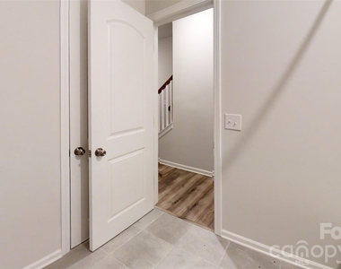 4310 Reed Creek Drive - Photo Thumbnail 20