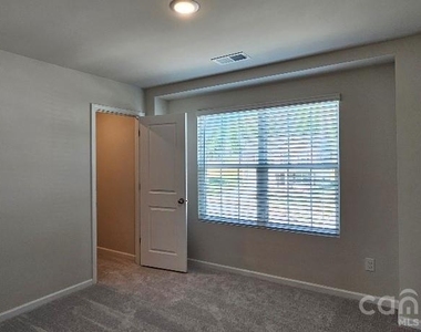 1615 Cannonball Lane - Photo Thumbnail 20