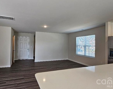1615 Cannonball Lane - Photo Thumbnail 6