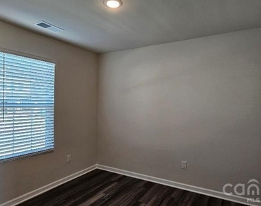 1615 Cannonball Lane - Photo Thumbnail 8