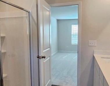 1615 Cannonball Lane - Photo Thumbnail 15