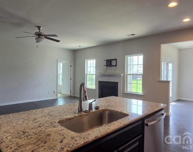 7347 Raylee Avenue Sw - Photo Thumbnail 3
