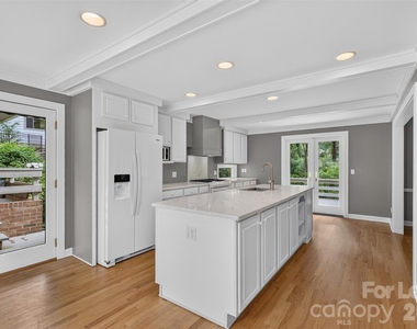 113 Forest Lane - Photo Thumbnail 6
