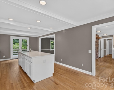 113 Forest Lane - Photo Thumbnail 9
