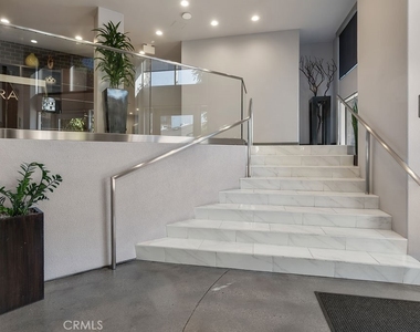 629 Traction Avenue - Photo Thumbnail 24
