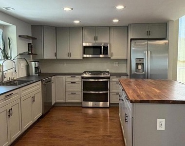 650 Lions Gate Drive - Photo Thumbnail 7