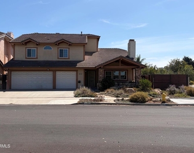 650 Lions Gate Drive - Photo Thumbnail 1