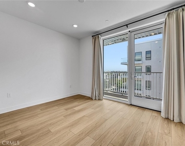 3612 Rivington - Photo Thumbnail 17