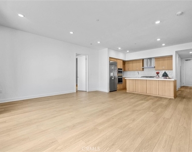 3612 Rivington - Photo Thumbnail 5