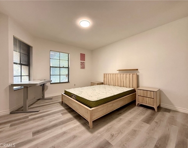 1415 Everton Place - Photo Thumbnail 20