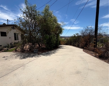 35600 Mitchell - Photo Thumbnail 14