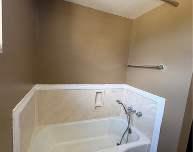 35600 Mitchell - Photo Thumbnail 22