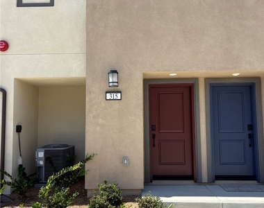 315 Honeysuckle Way - Photo Thumbnail 19