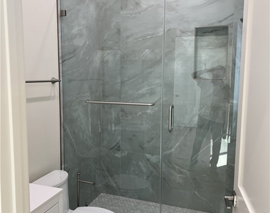 12243 Califa Street - Photo Thumbnail 10