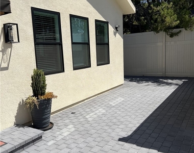 12243 Califa Street - Photo Thumbnail 1