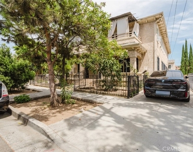 1634 N Alexandria Avenue - Photo Thumbnail 26