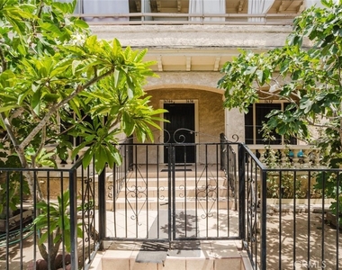 1634 N Alexandria Avenue - Photo Thumbnail 1