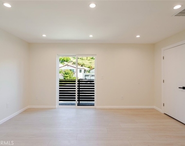 10787 Las Lunitas Avenue - Photo Thumbnail 12