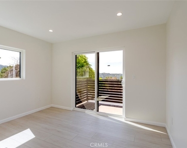 10787 Las Lunitas Avenue - Photo Thumbnail 10